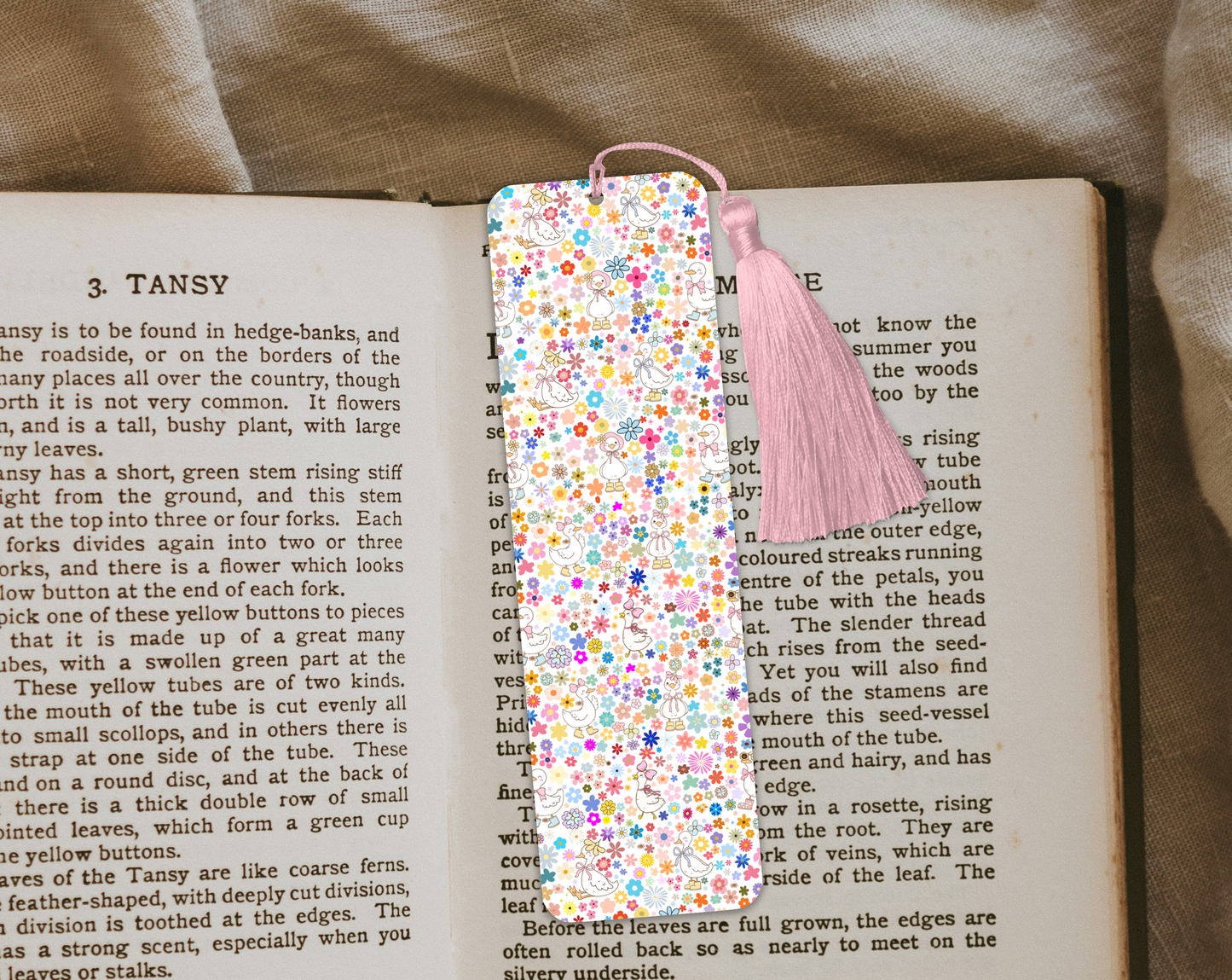 Cute Goose Bookmark – Pastel Spring Floral Aesthetic – Kawaii Goose Reading Gift – Square or Rounded Corners – With or Without Tassel