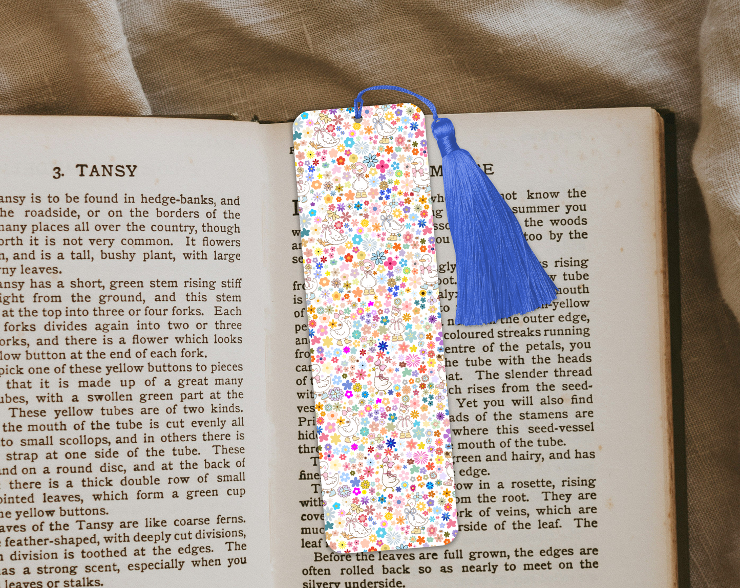 Cute Goose Bookmark – Pastel Spring Floral Aesthetic – Kawaii Goose Reading Gift – Square or Rounded Corners – With or Without Tassel