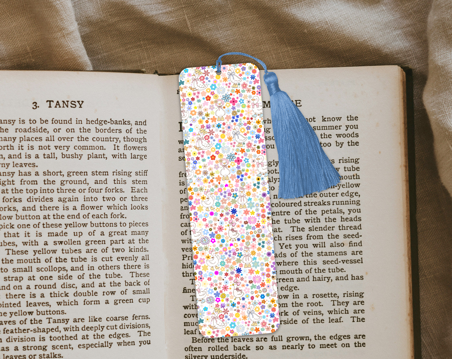 Cute Goose Bookmark – Pastel Spring Floral Aesthetic – Kawaii Goose Reading Gift – Square or Rounded Corners – With or Without Tassel
